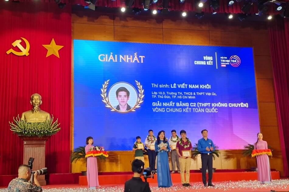 Tin vui về cậu học sinh Sala 2 năm liền đạt giải nhất lập trình hội thi tin học trẻ toàn quốc